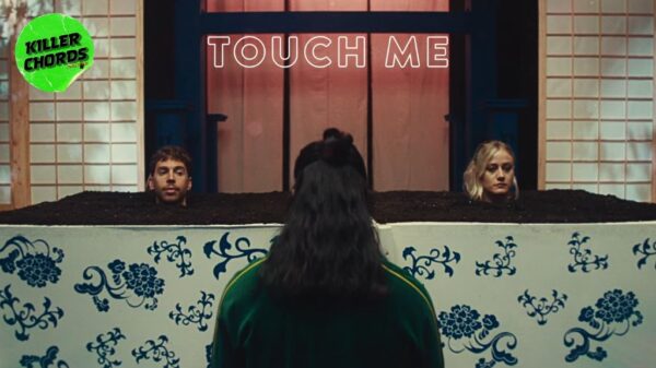 Olivia Taylor Dudley, Jordan Gavaris and Lou Taylor Pucci in Touch Me