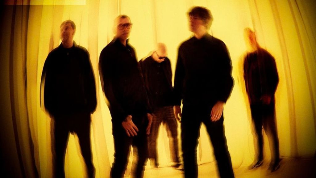 Shed Seven The Centre of My Everything